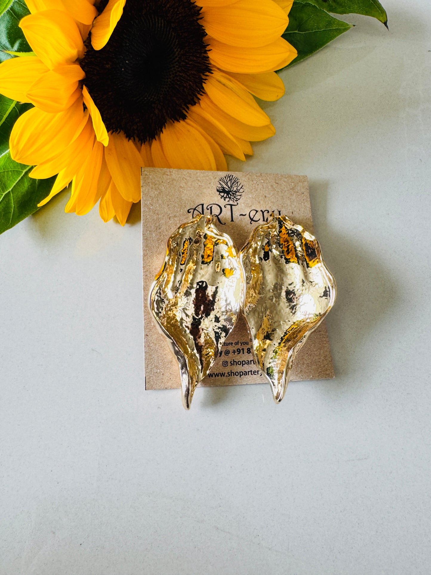 Anti tarnish statement - big gold petal