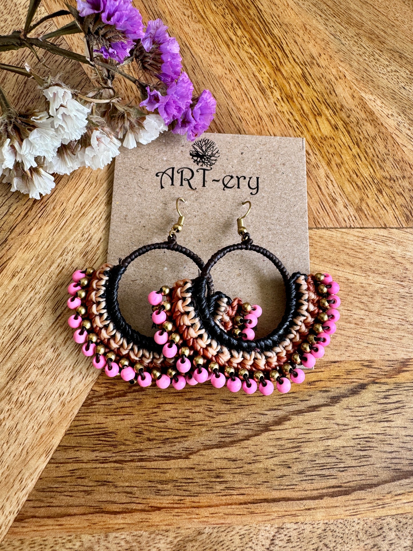 Pink crochet beaded earring with brown detailing