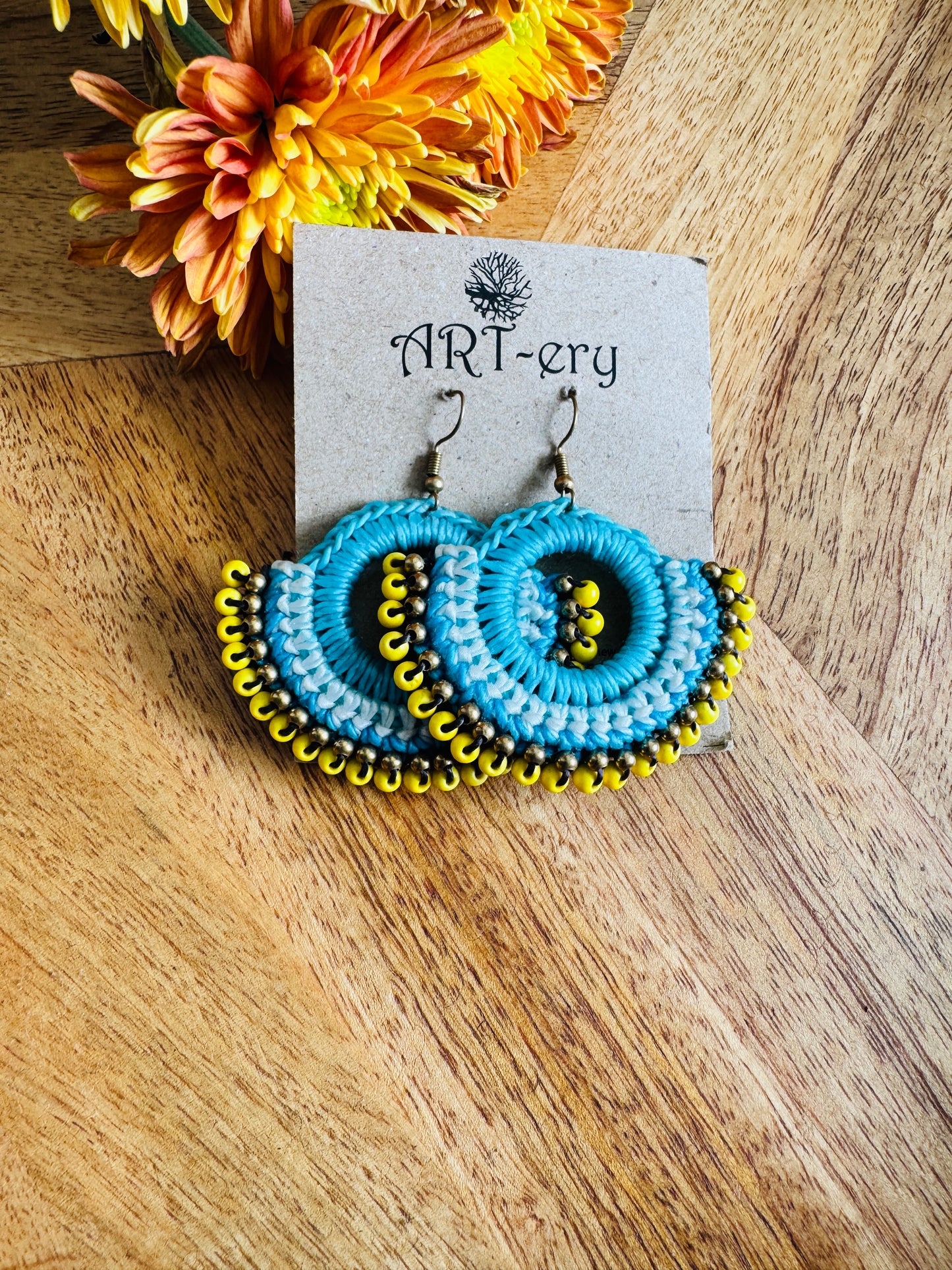 Far East collection - Sky blue yellow thread