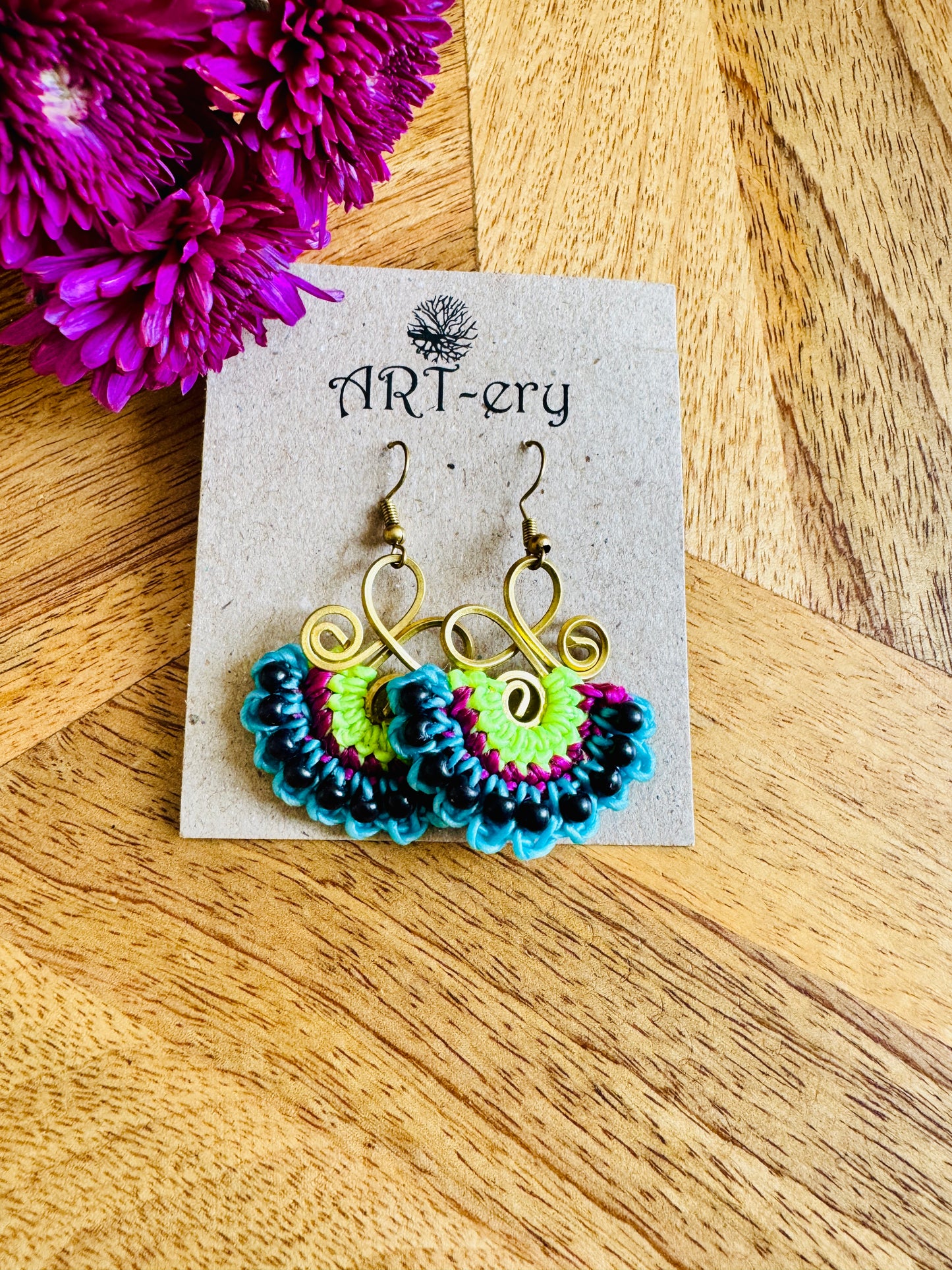 Handcrafted beaded earrings - Fluorescent green and sky blue