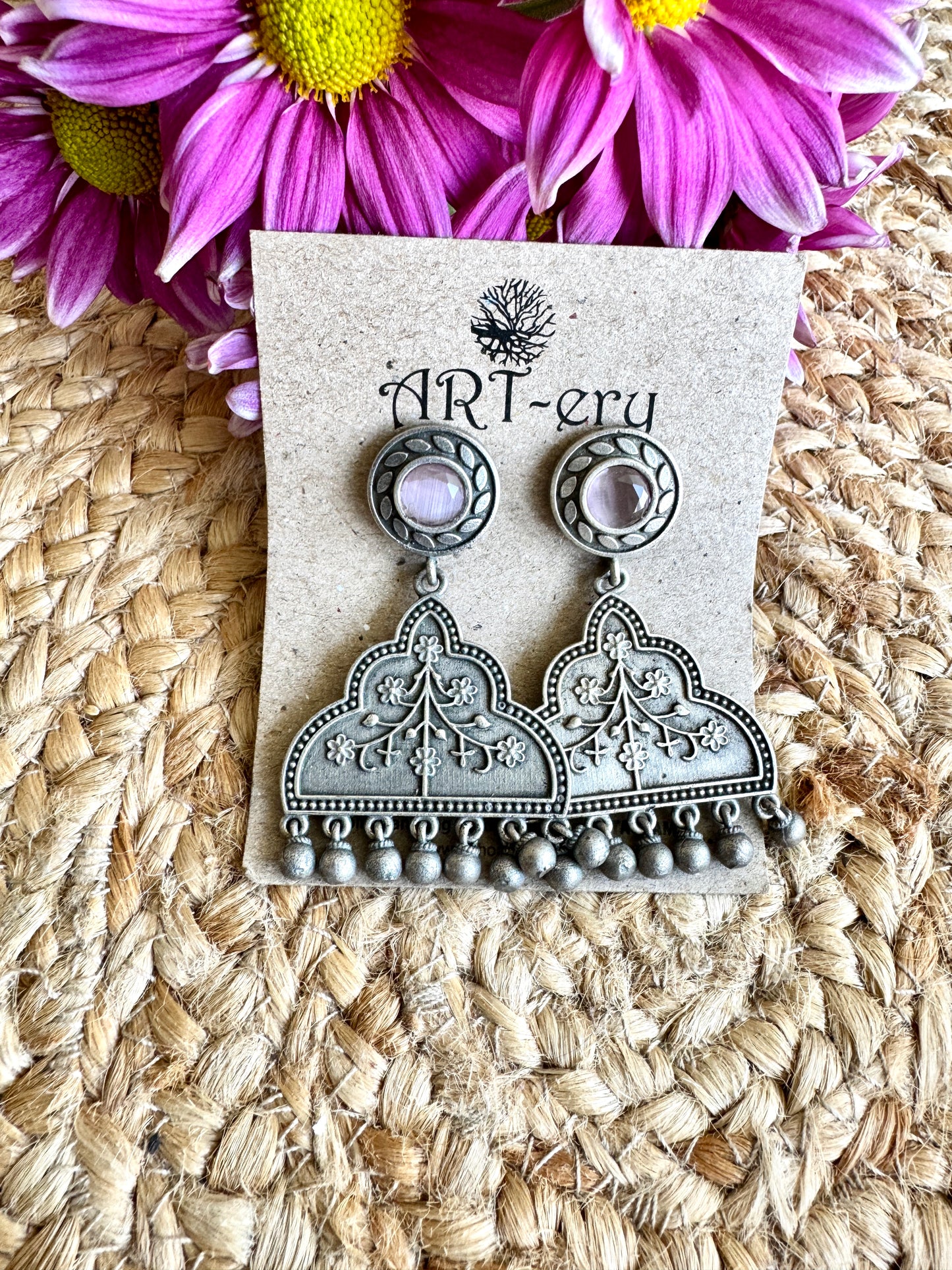 Triangle danglers - Pink