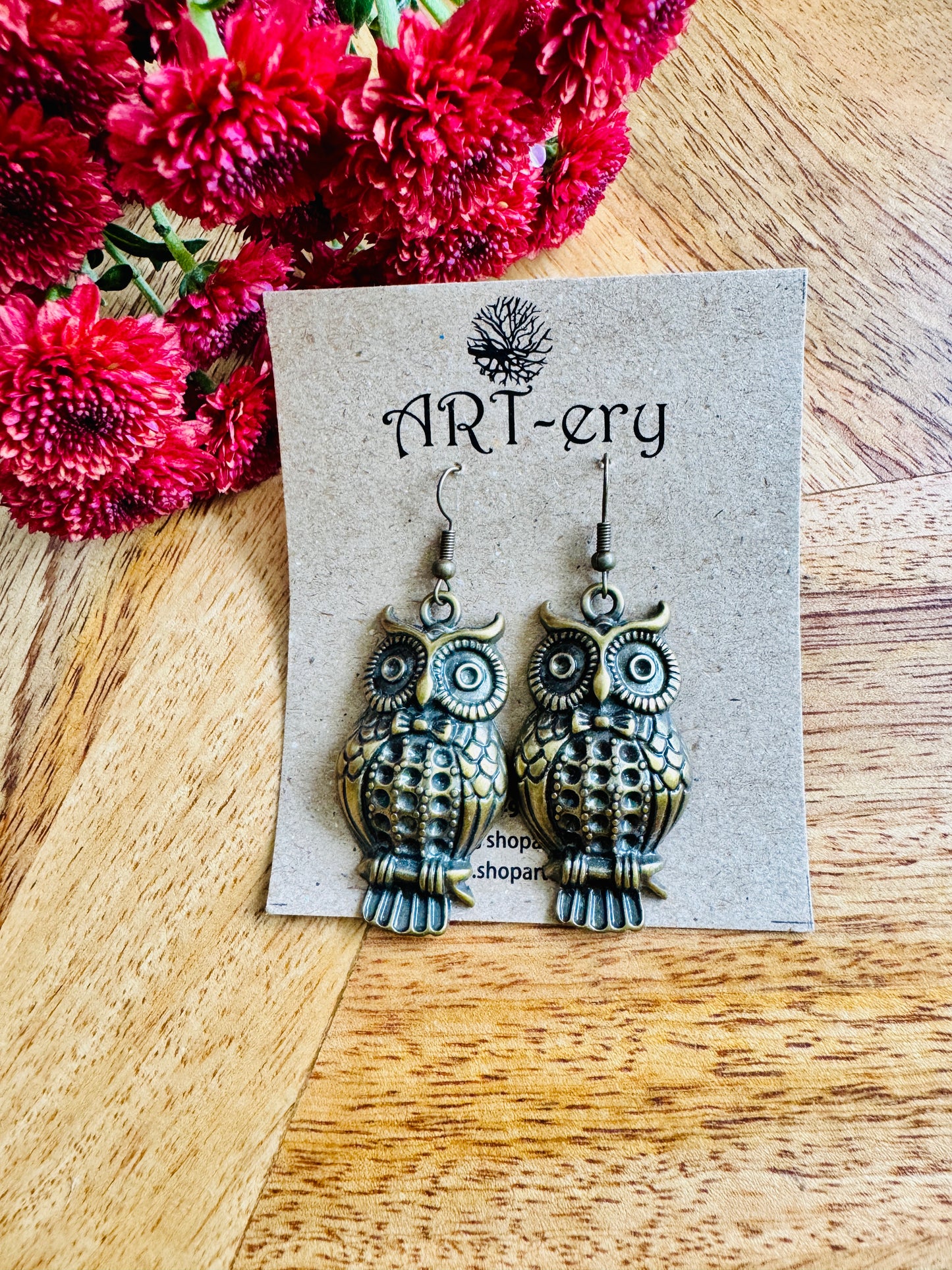 Miniature metal earring - Big owl