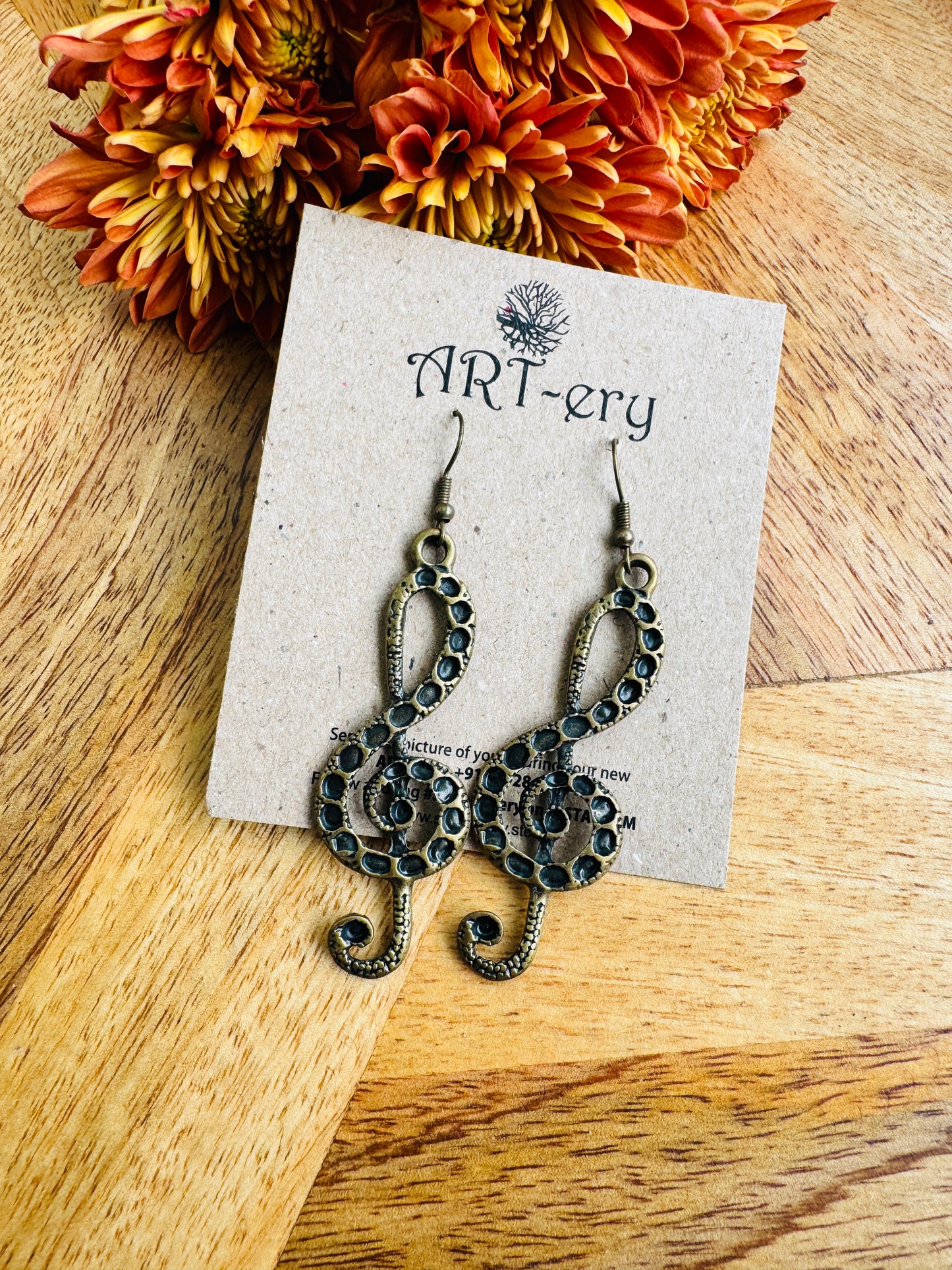 Muscial note earrings