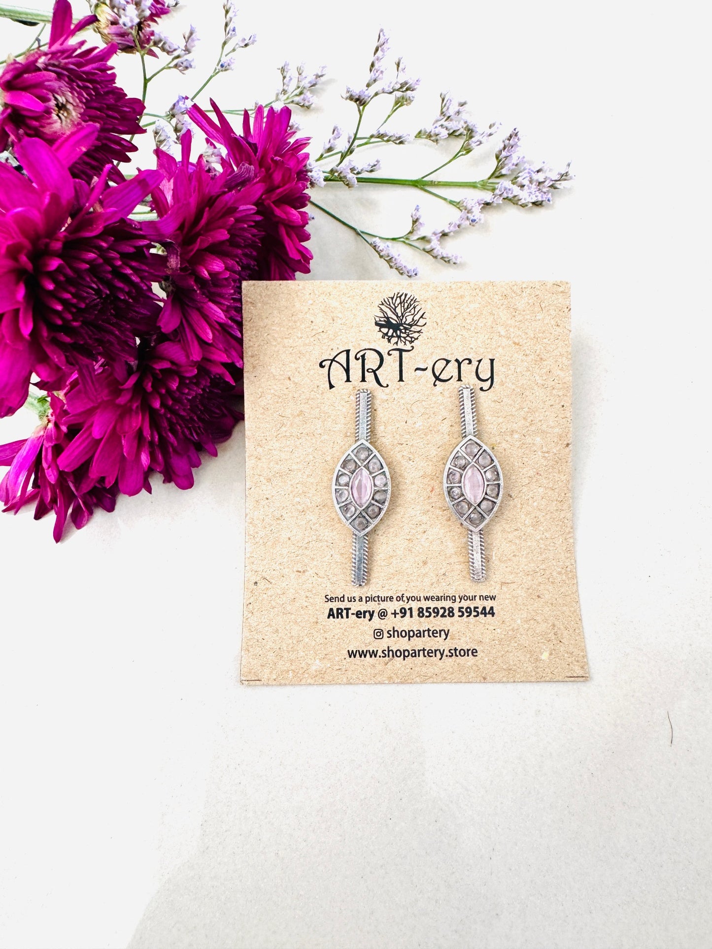 Long oxidised silver lightweight earring - Pink