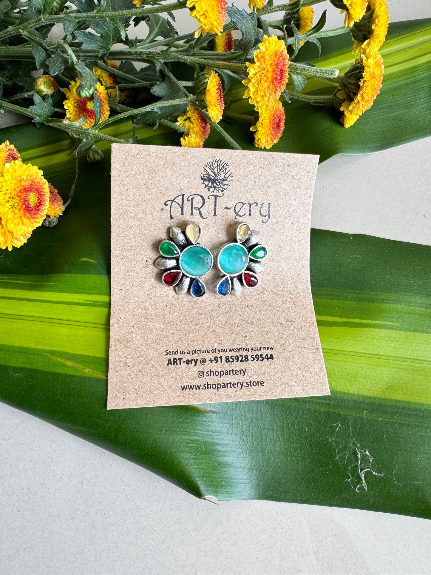 Semi circle light green stone earring - Multicolor