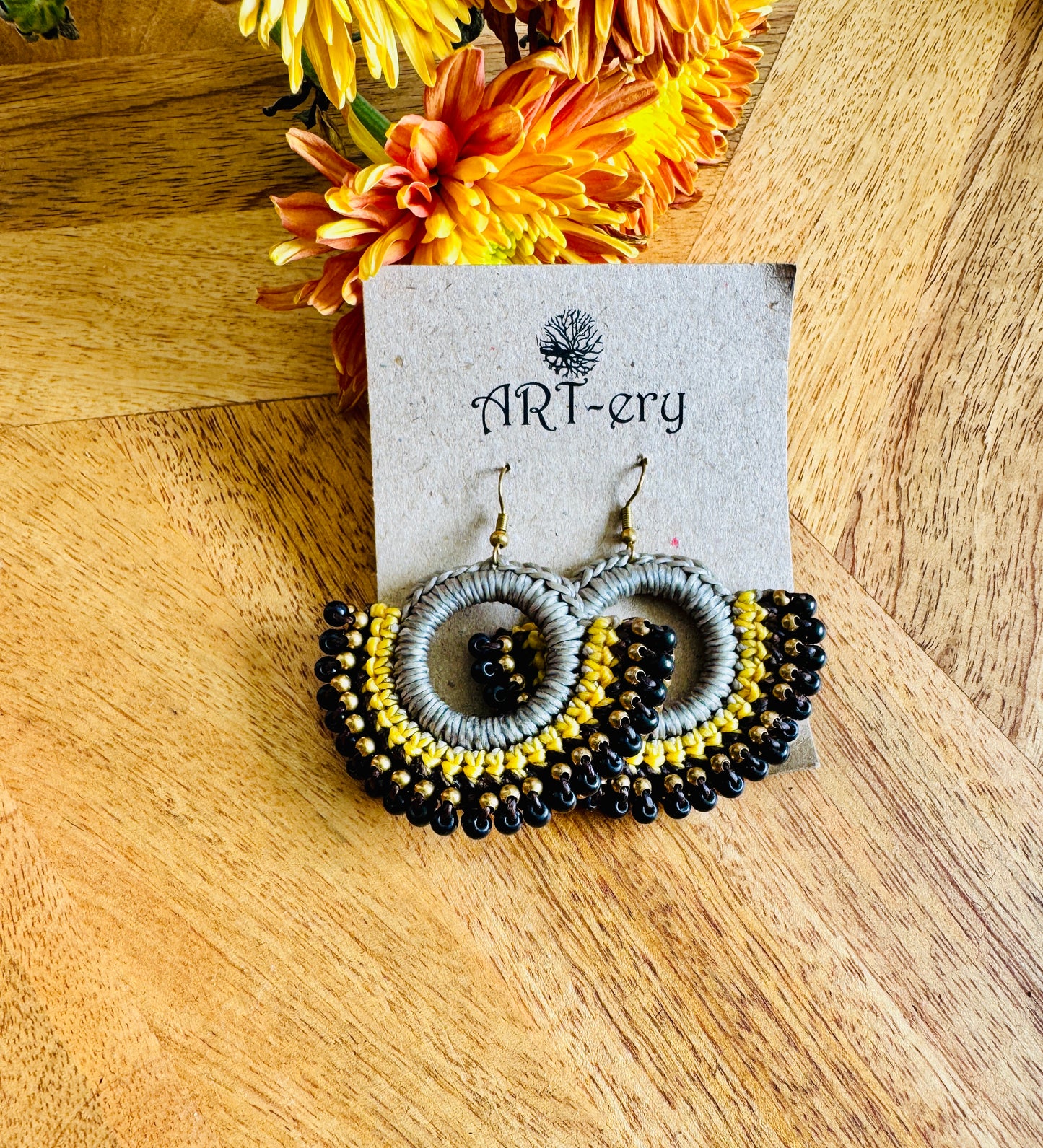 Far East collection - Black,grey and yellow