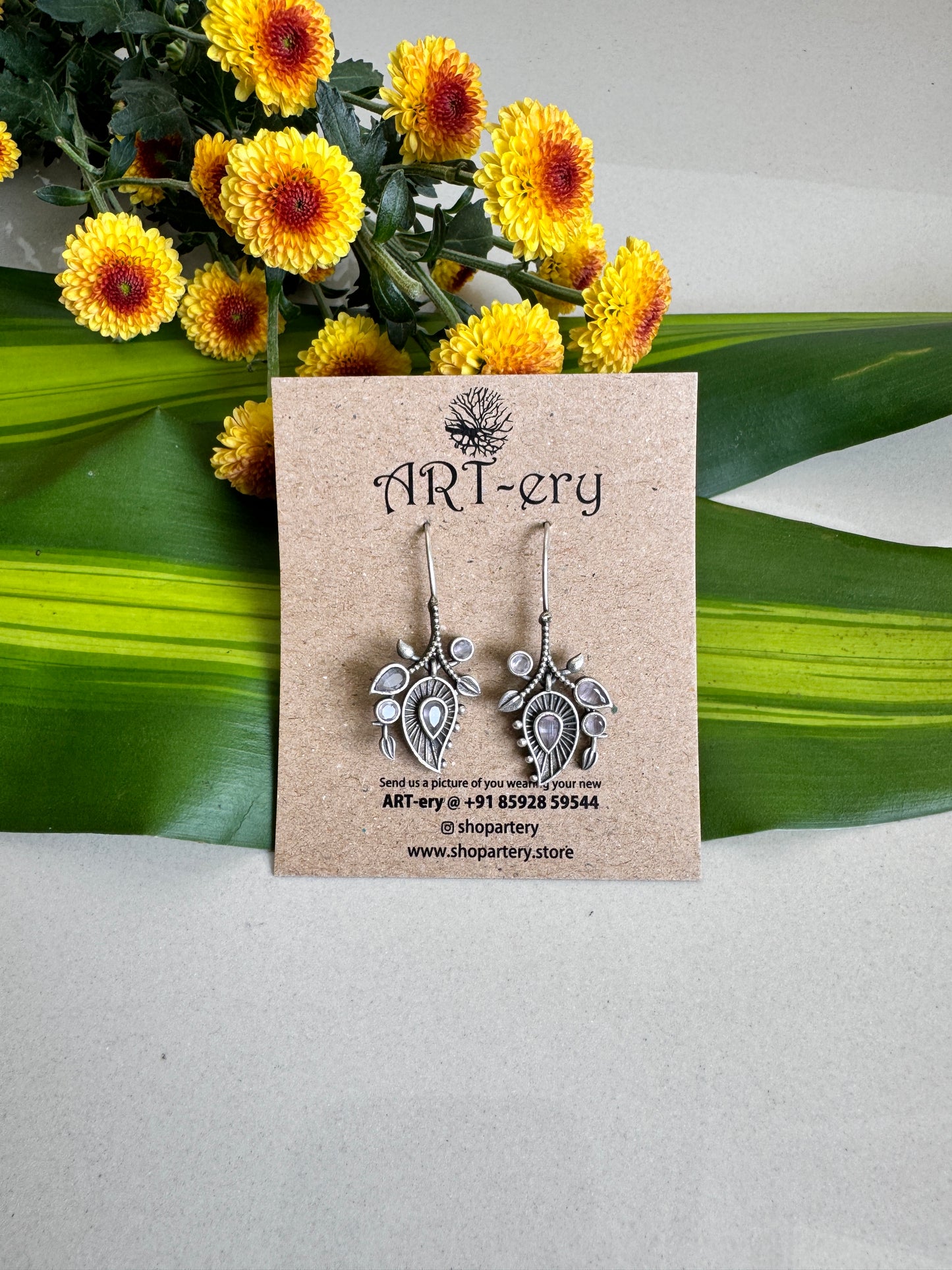 Simple stone drop earrings - Pink stone