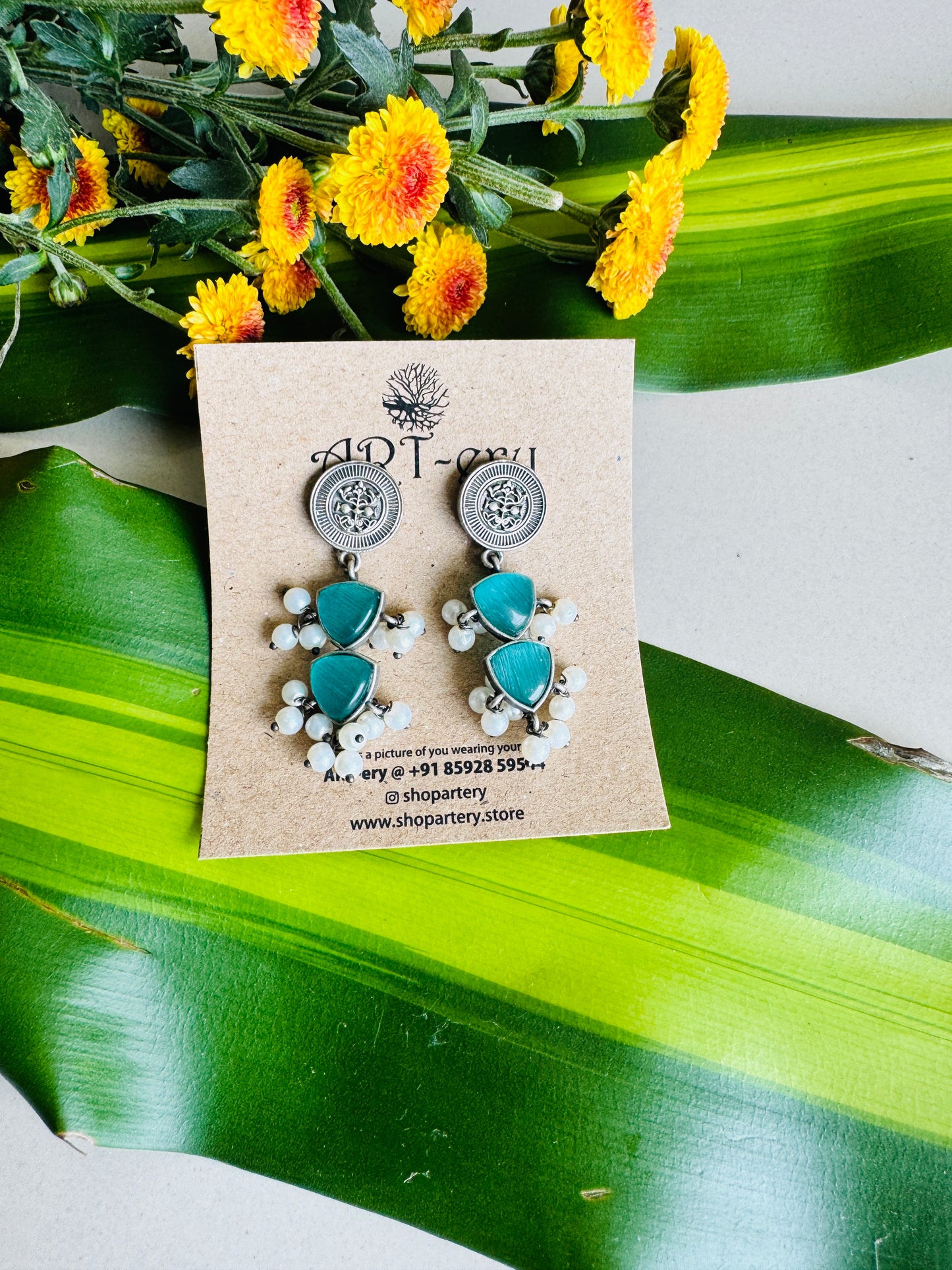 Dangler with cluster pearl - Sea green