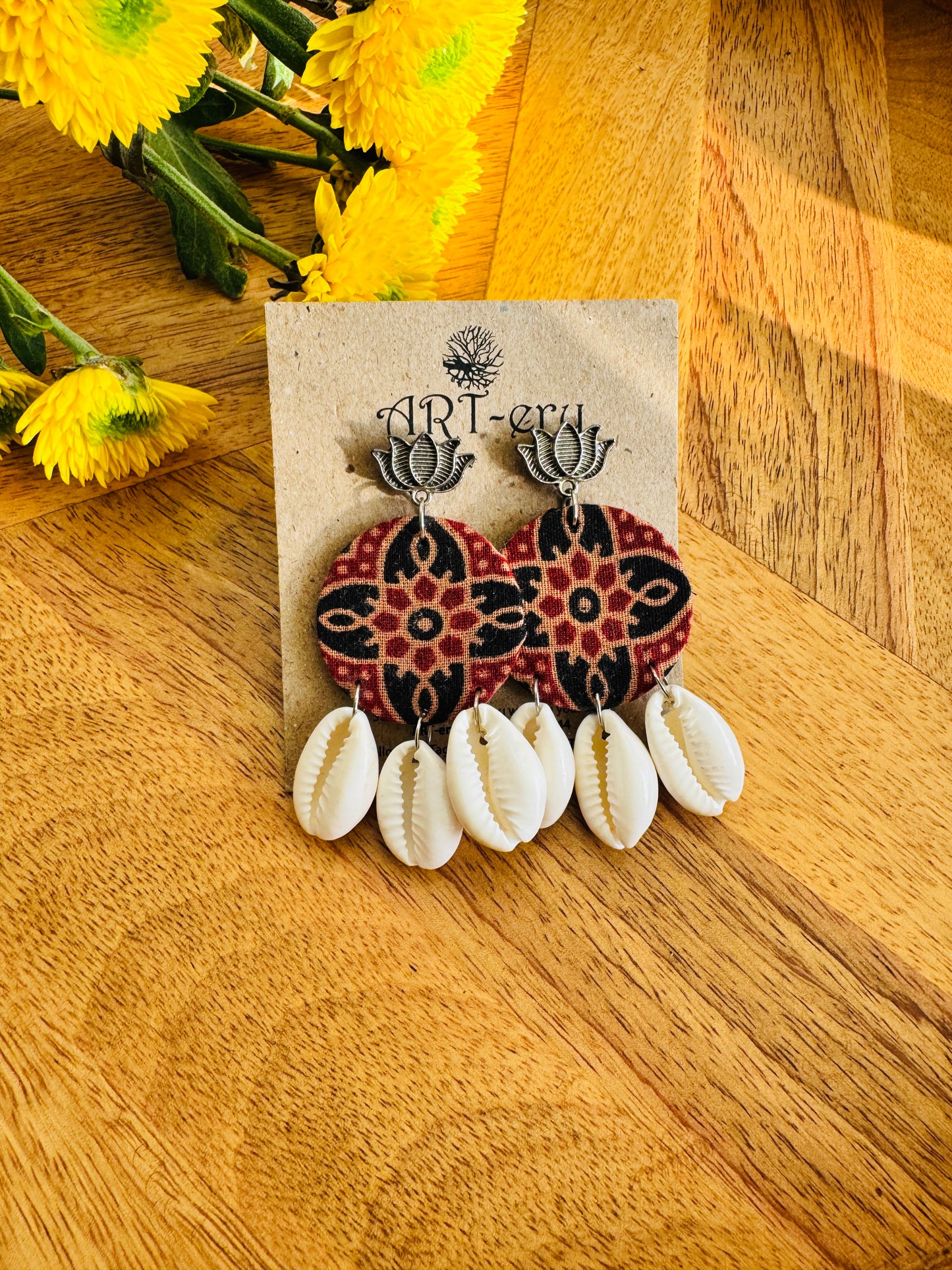 Fabric earrings - Shell earrings