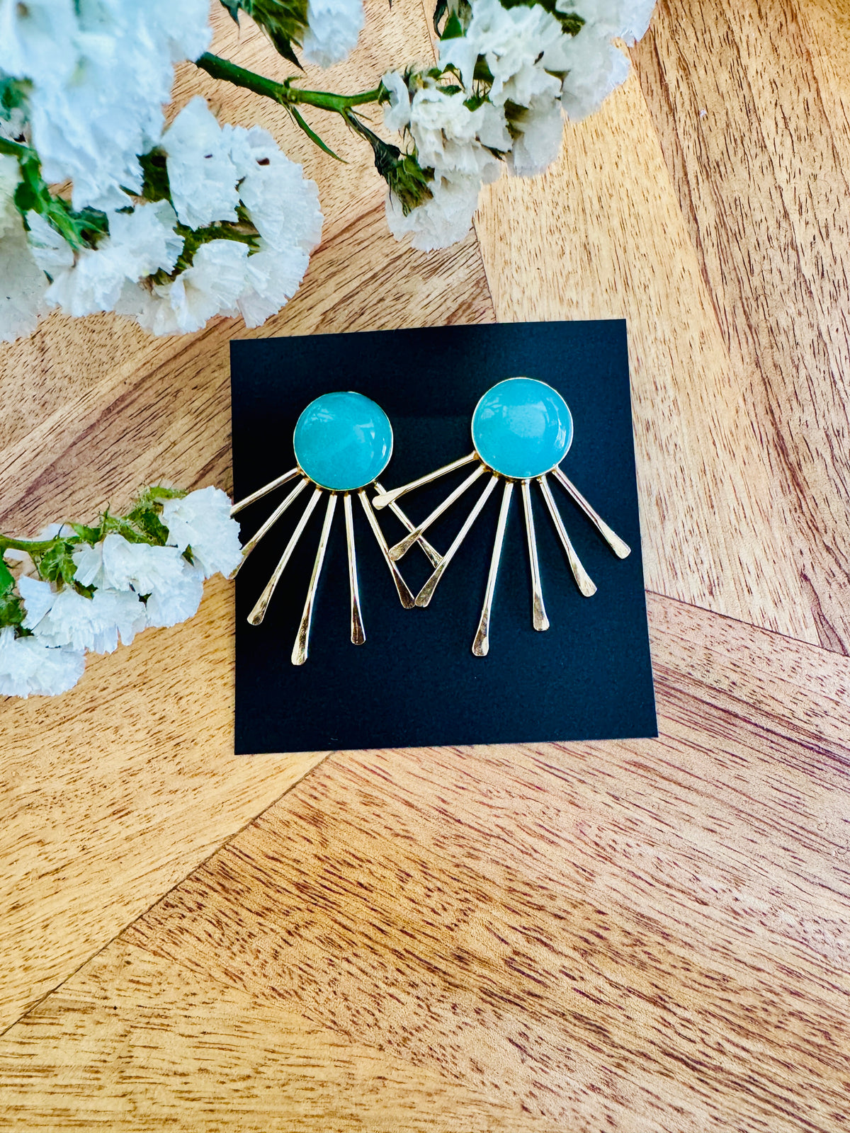 Stone in sun inspired design - Light blue