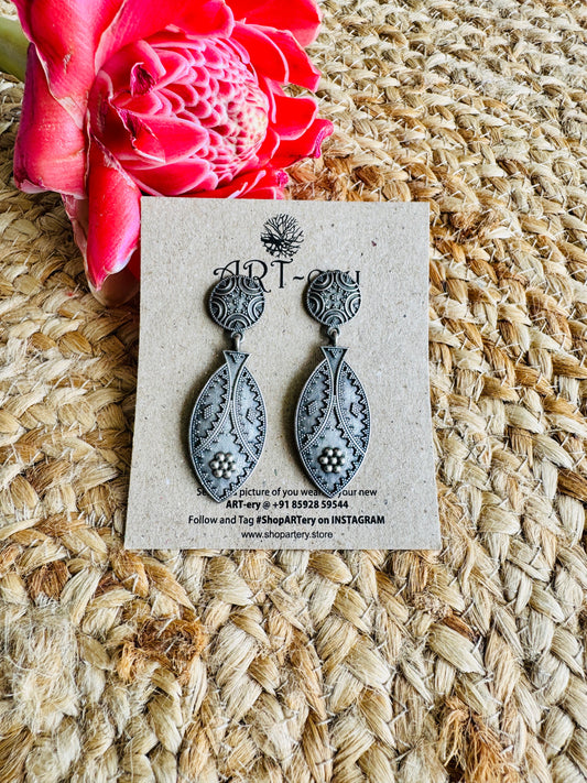 Earrings - Ornate Dangler