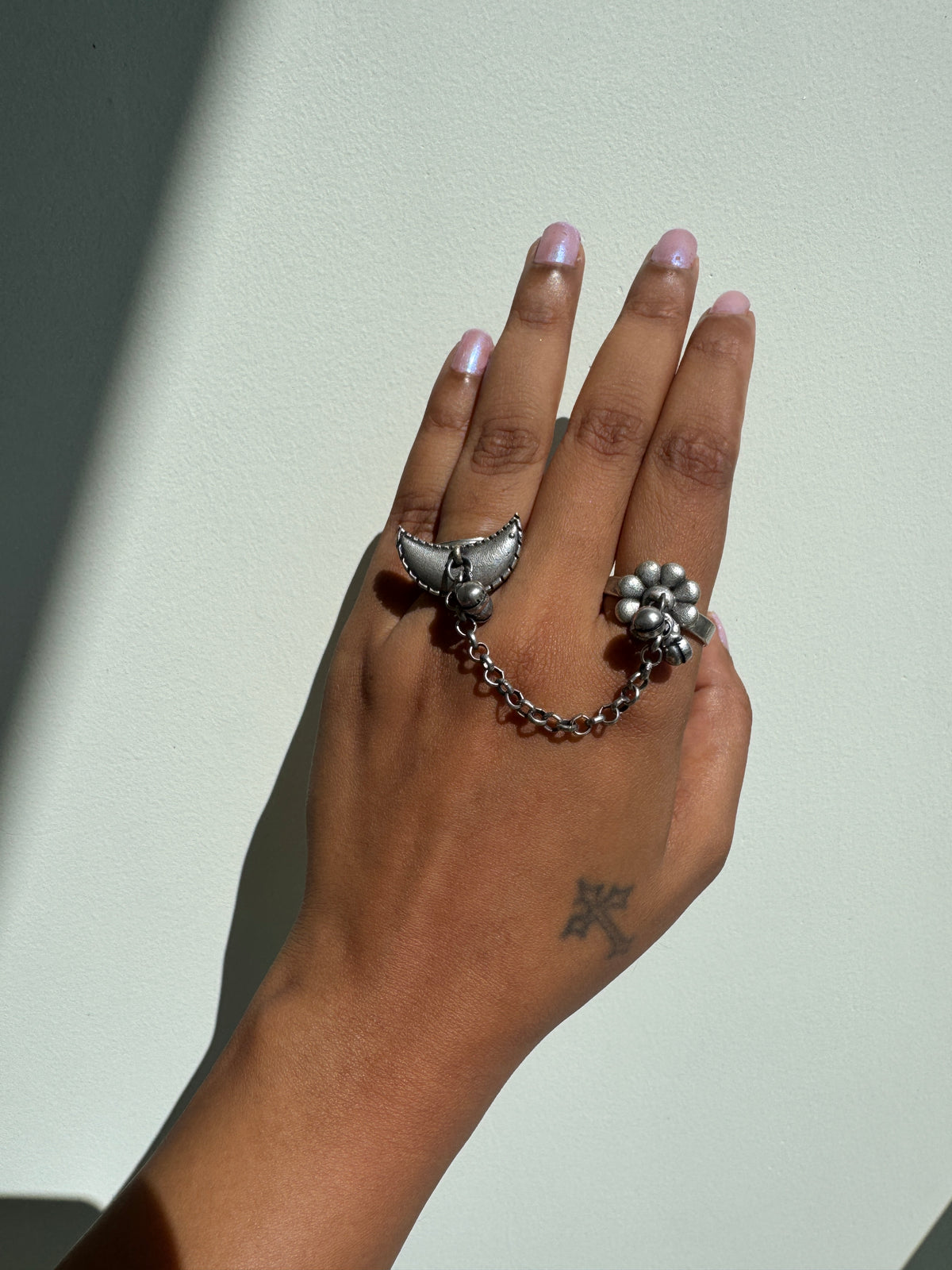 Finger ring