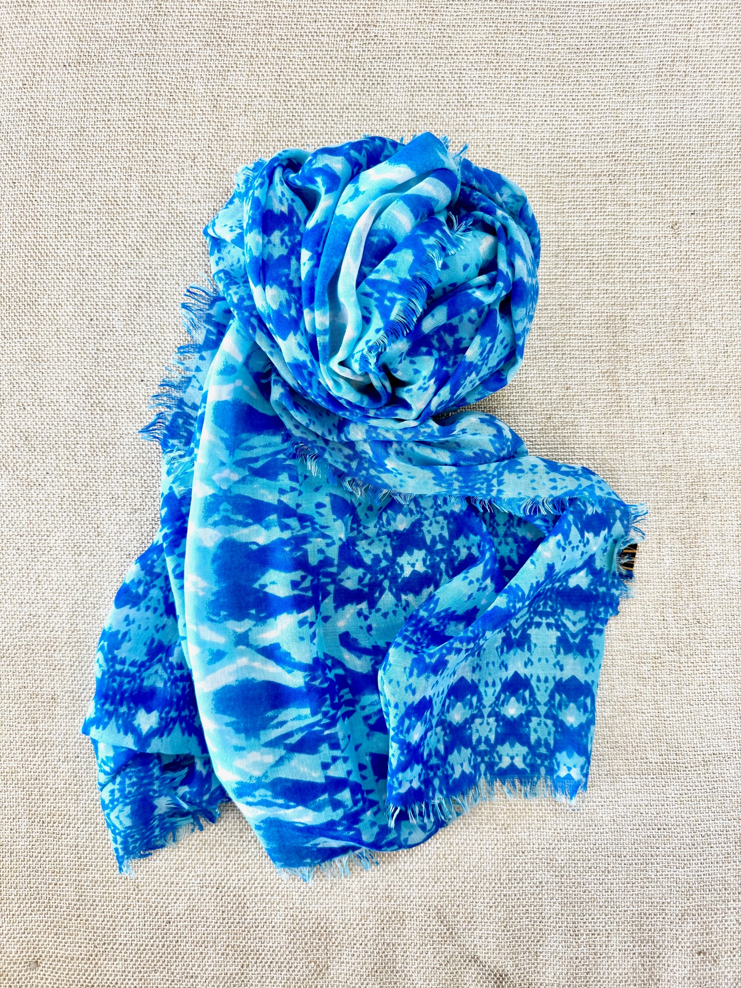 Lightweight Printed Poly-Cotton Scarf for Women Light color - Blue scarf