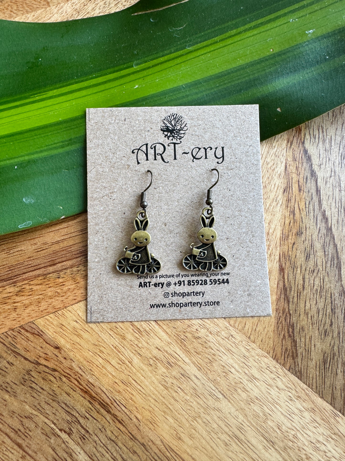 Miniature earring - bunny earrings