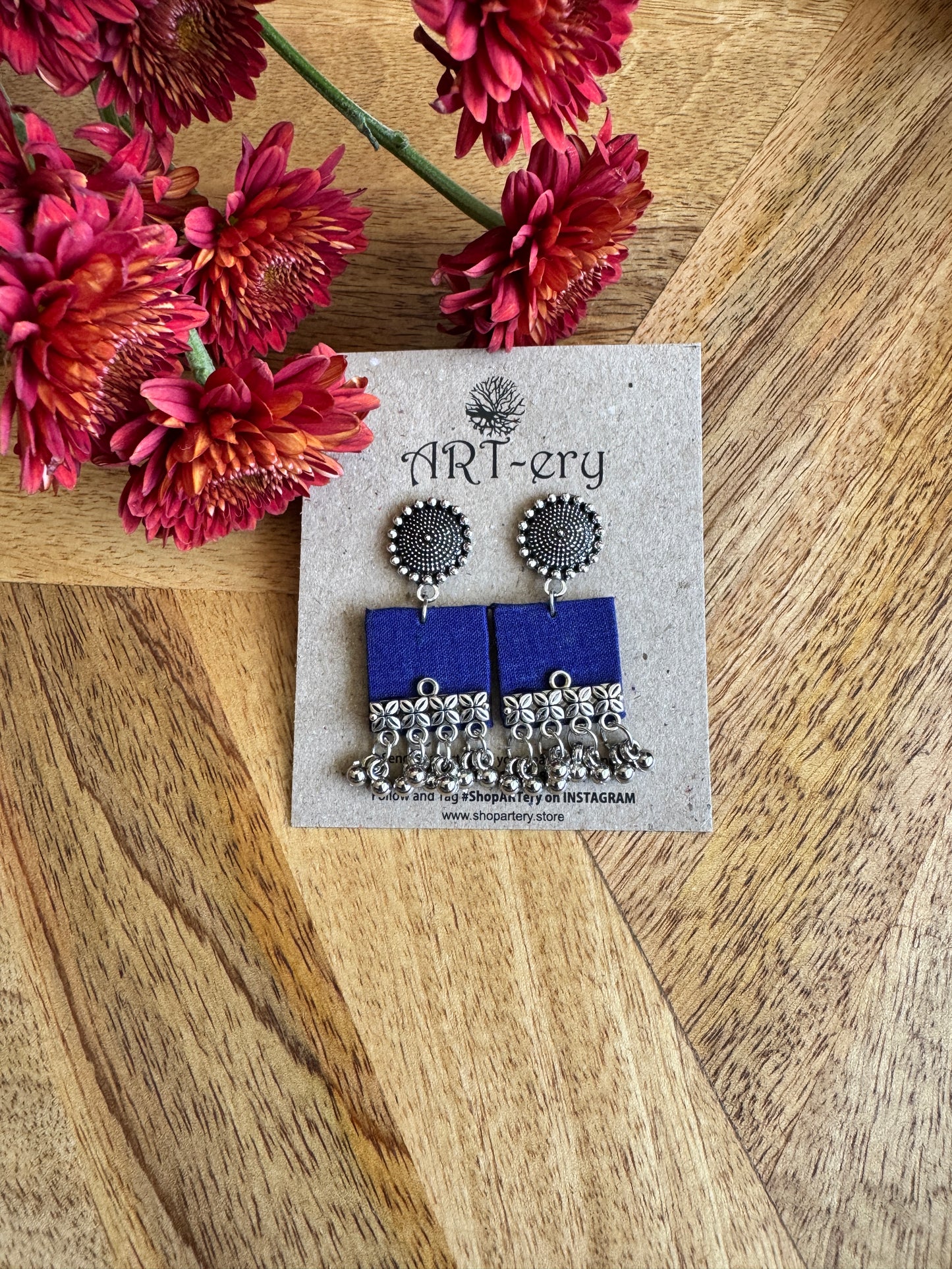 Fabric earrings - Deep blue square