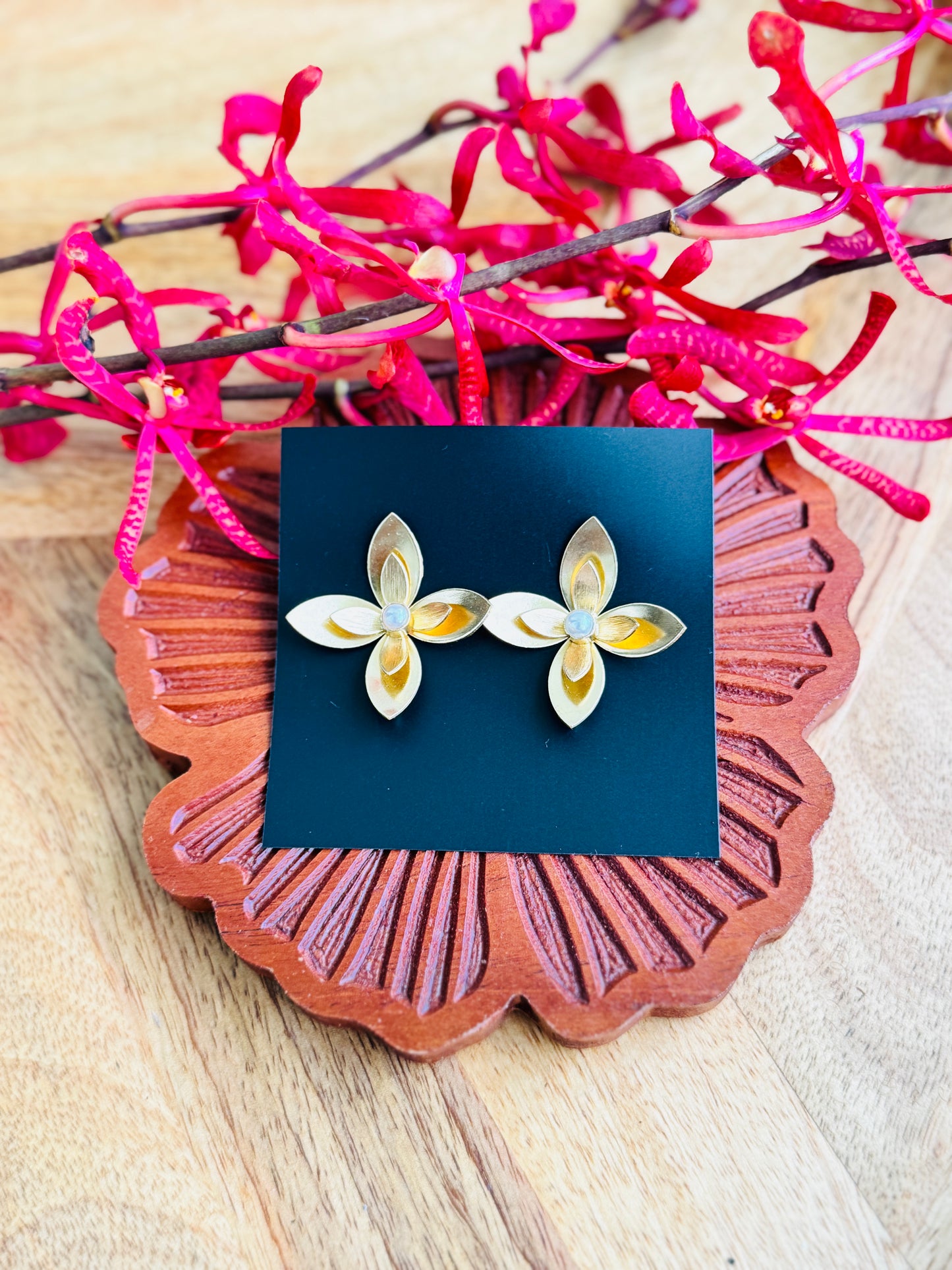 Floral brass earrings
