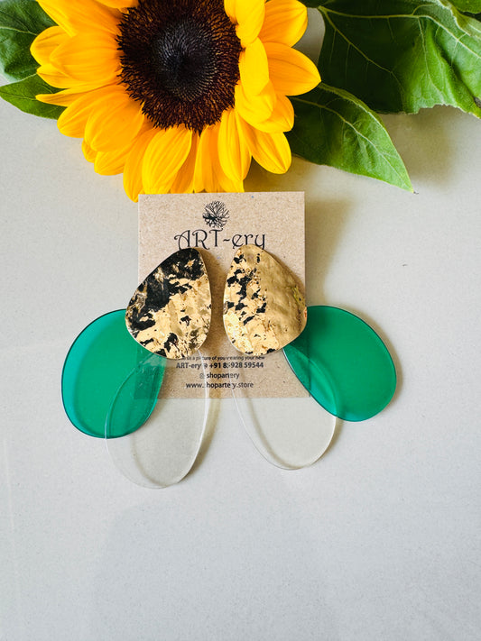 Anti tarnish statement gold earrings - Green circles
