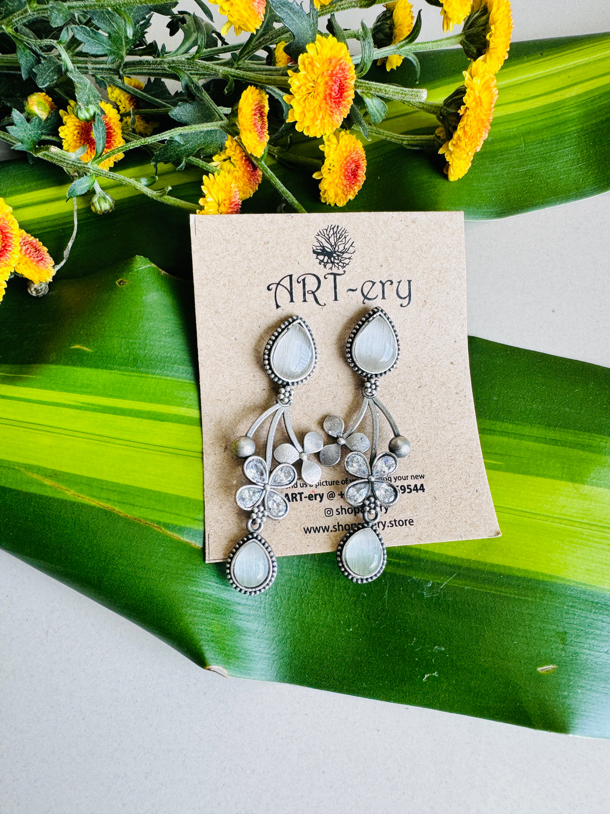 Dangler earring with stone - white