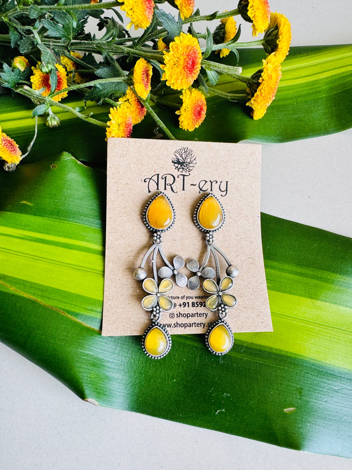 Dangler earring with stone - yellow