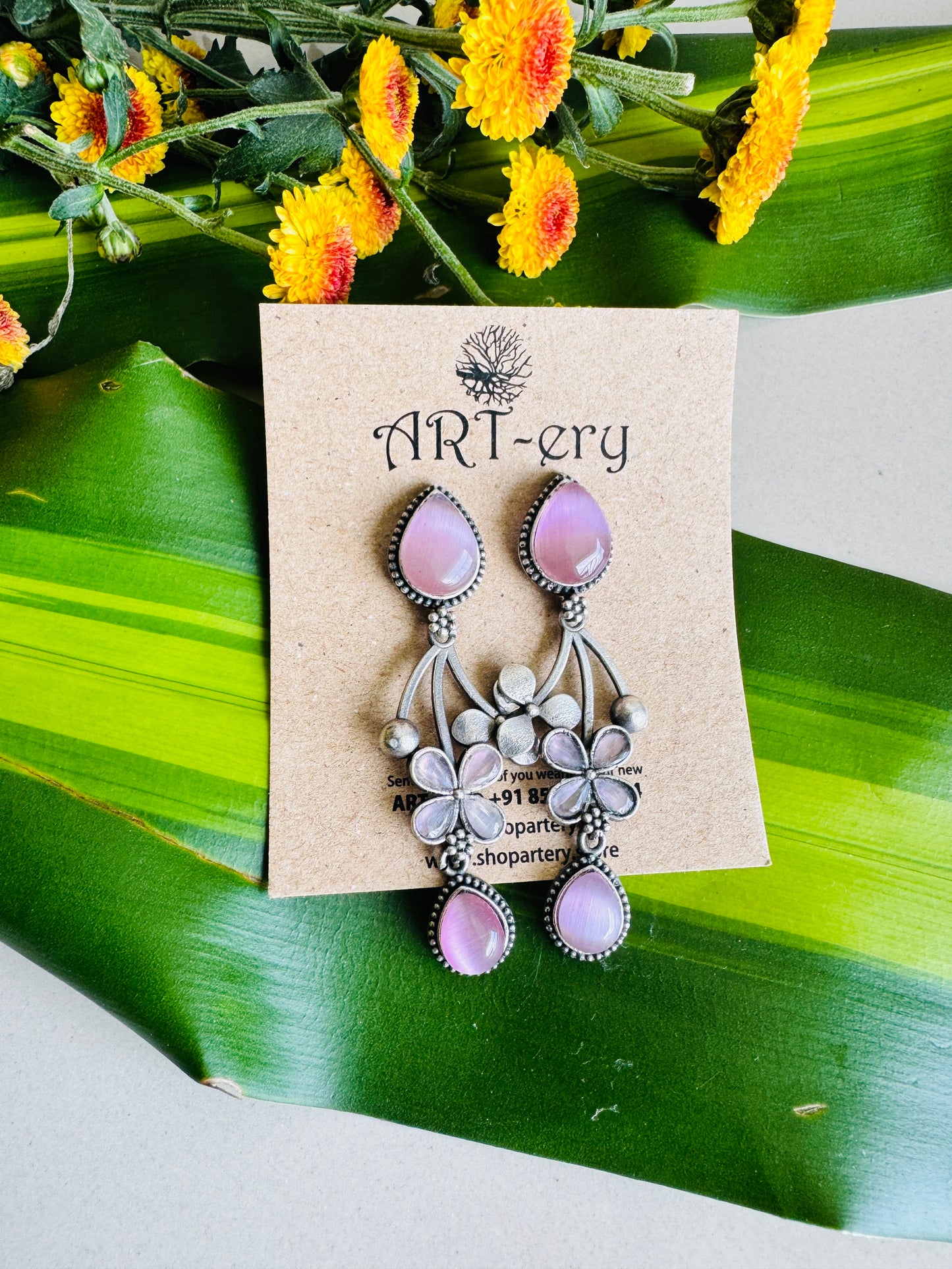 Dangler earring with stone - Pink