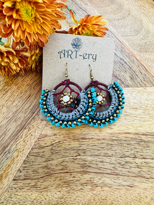 Crochet earring with star design