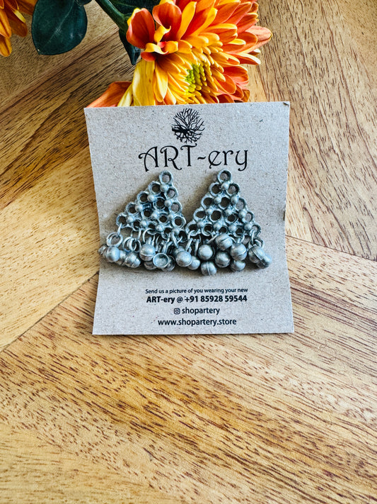 Gungroo earrings