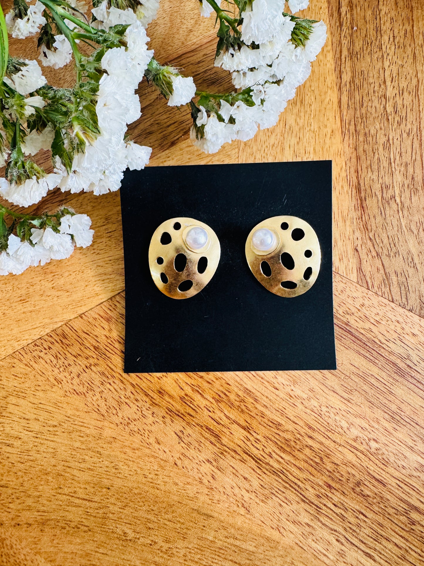 Lotus stem and pearl