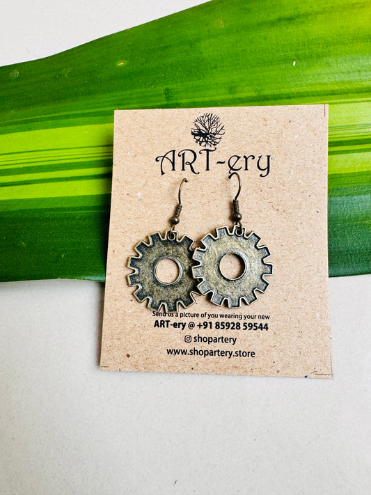 Metal gear earrings