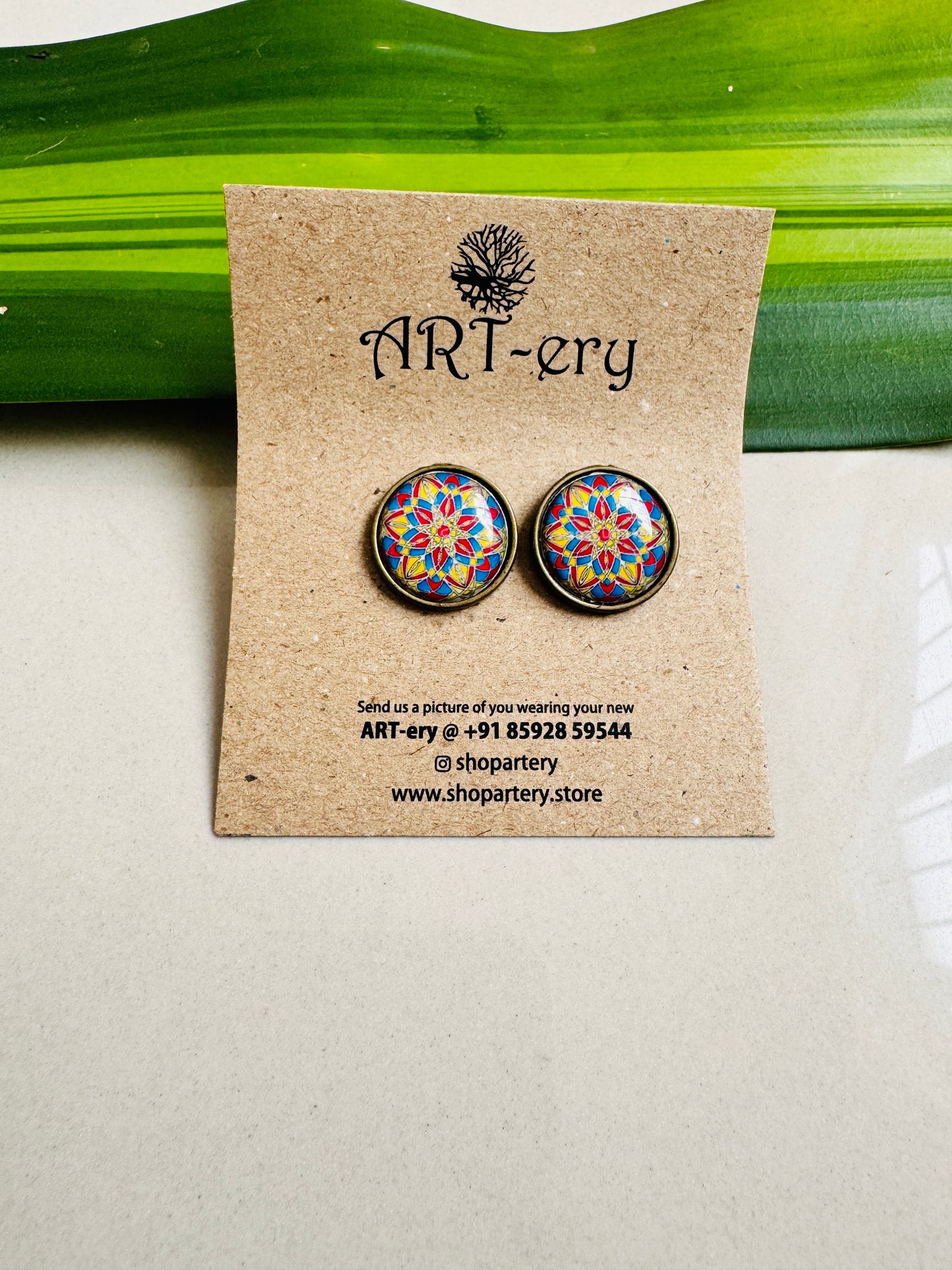 Resin ear stud - Mandala earrings