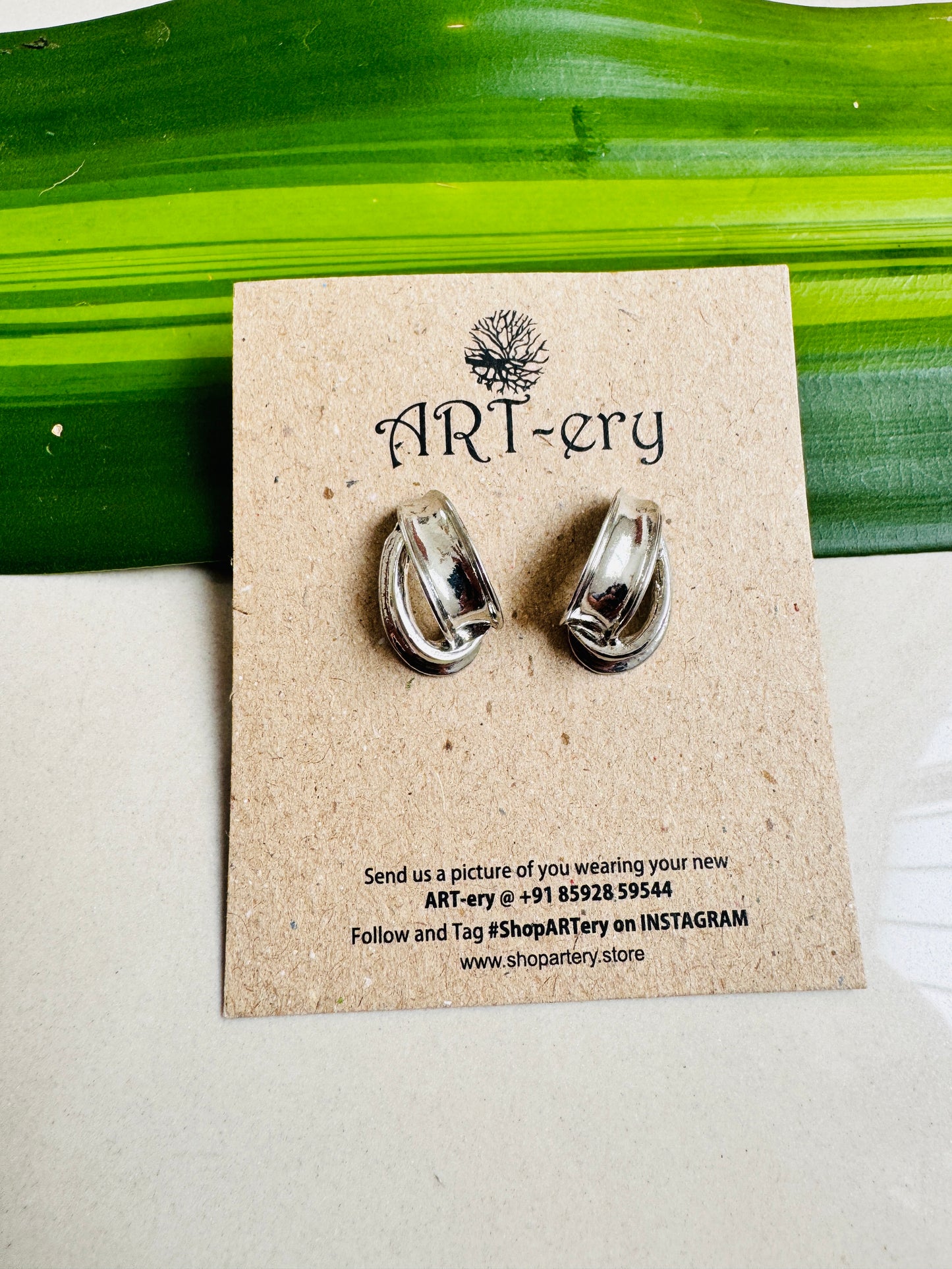 Vera earrings in Silver tone
