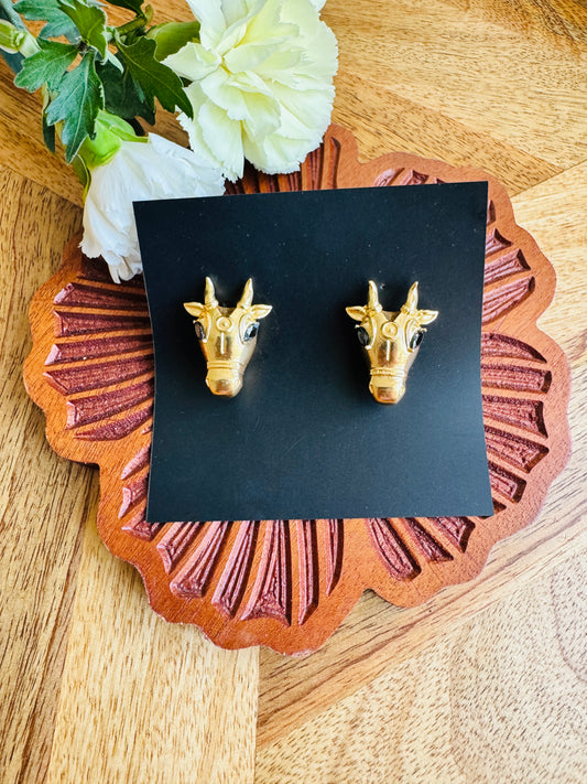 Handcrafted brass earring - Ox