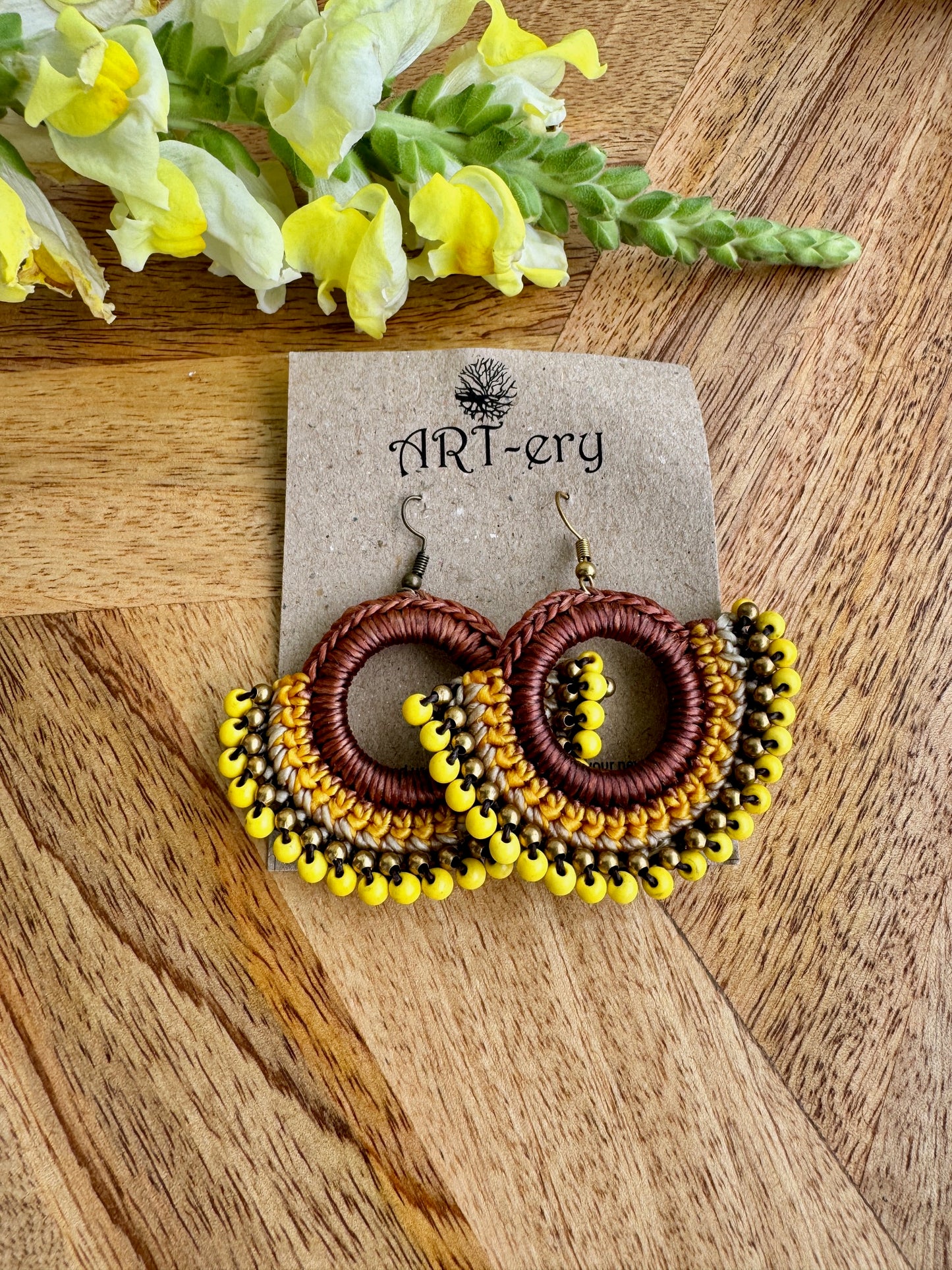 Far East collection - Yellow and brown