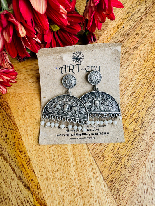 Cluster pearl umbrellla earring
