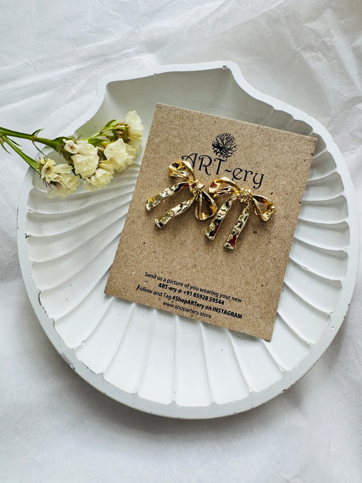 Golden Flowing Ribbons Earrings
