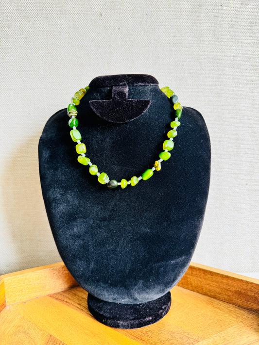 Short Natural Stone Necklace - Light green