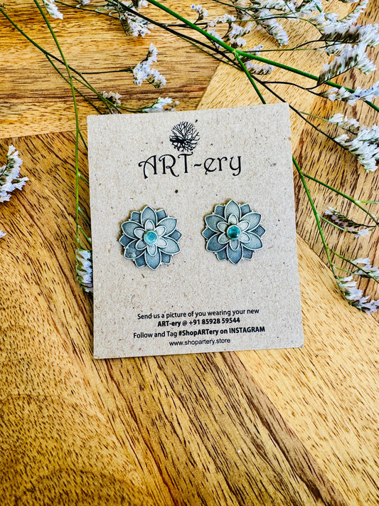 Oxidised silver flower stud - Light green