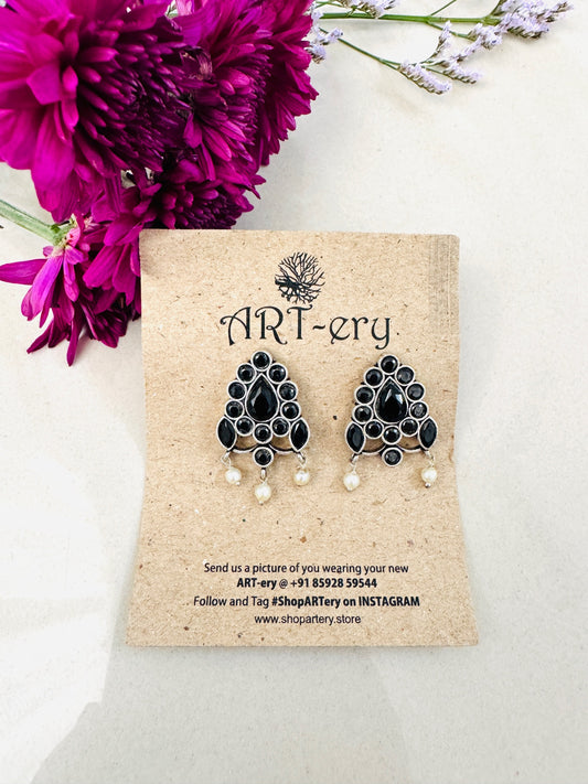 Oxidised silver earring with pearl hanging - Black