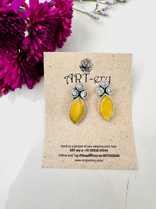 Big stone daily wear earrings - Yellow