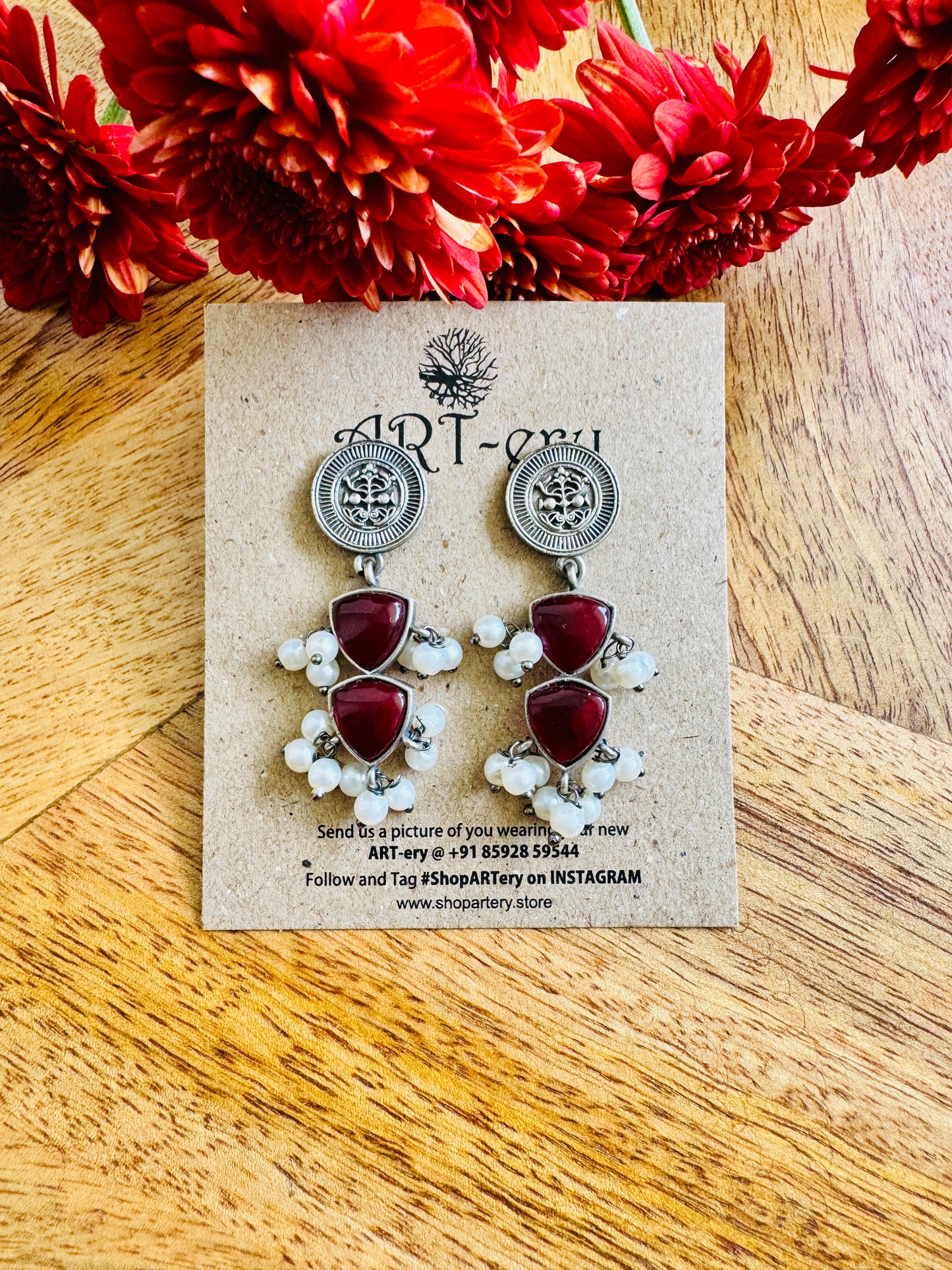 Dangler with cluster pearl - Red