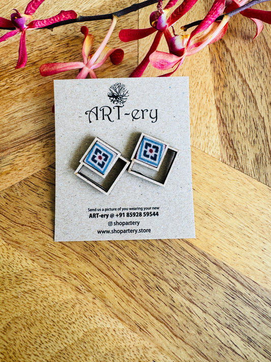 Lightweight fabric stud with wooden detailing - blue printed square
