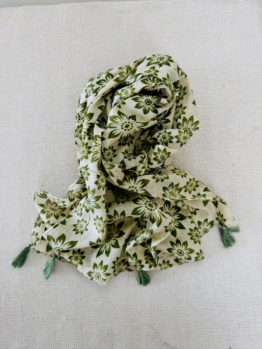 Lightweight Printed Poly-Cotton Scarf for Women - Green scarf