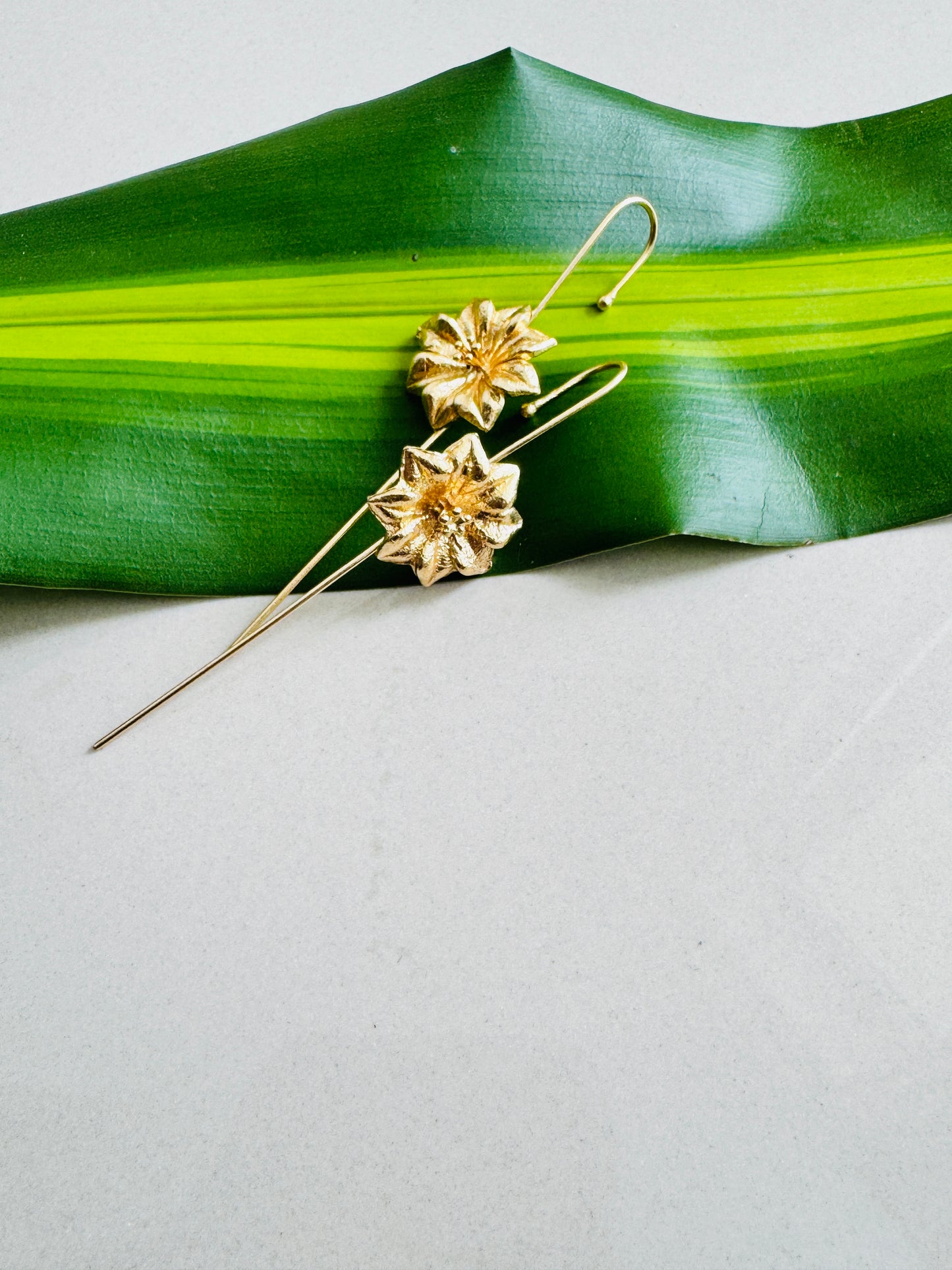 Lightweight Brass Pin Earrings | Gold Tone Onam Collection - Large single flower