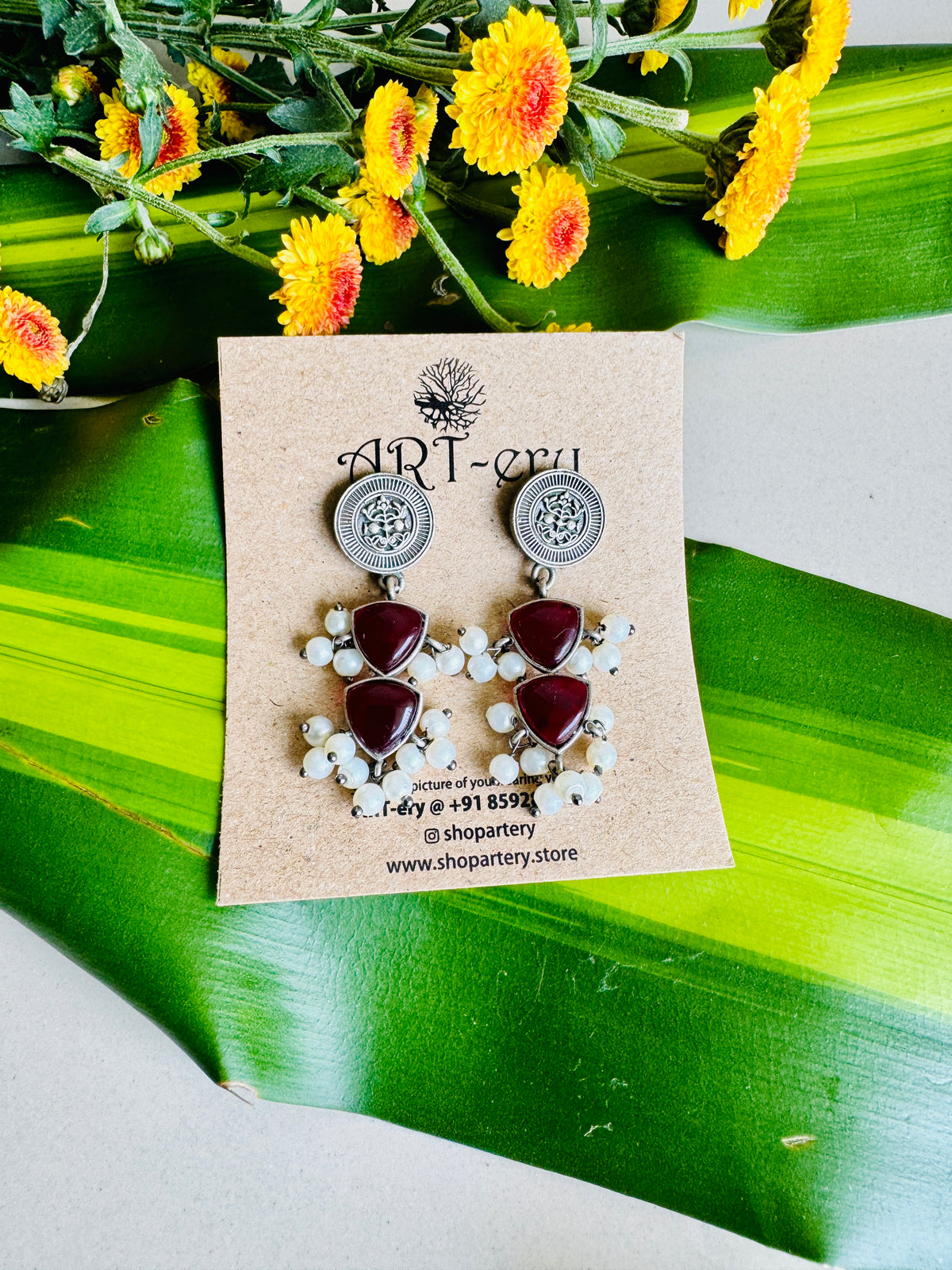 Dangler with cluster pearl - Red