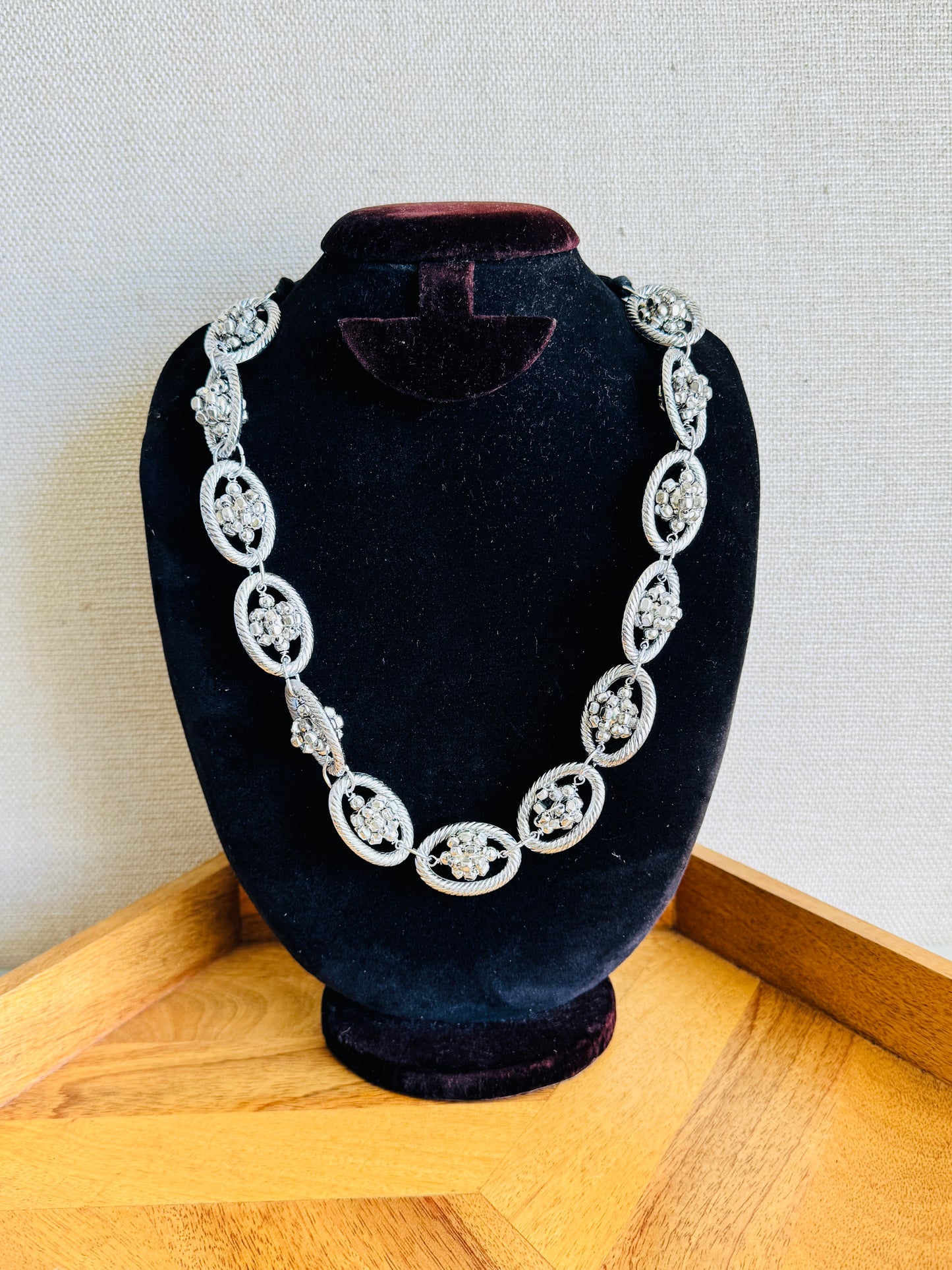 Statement metal necklace with adjustable cord - Gungroo